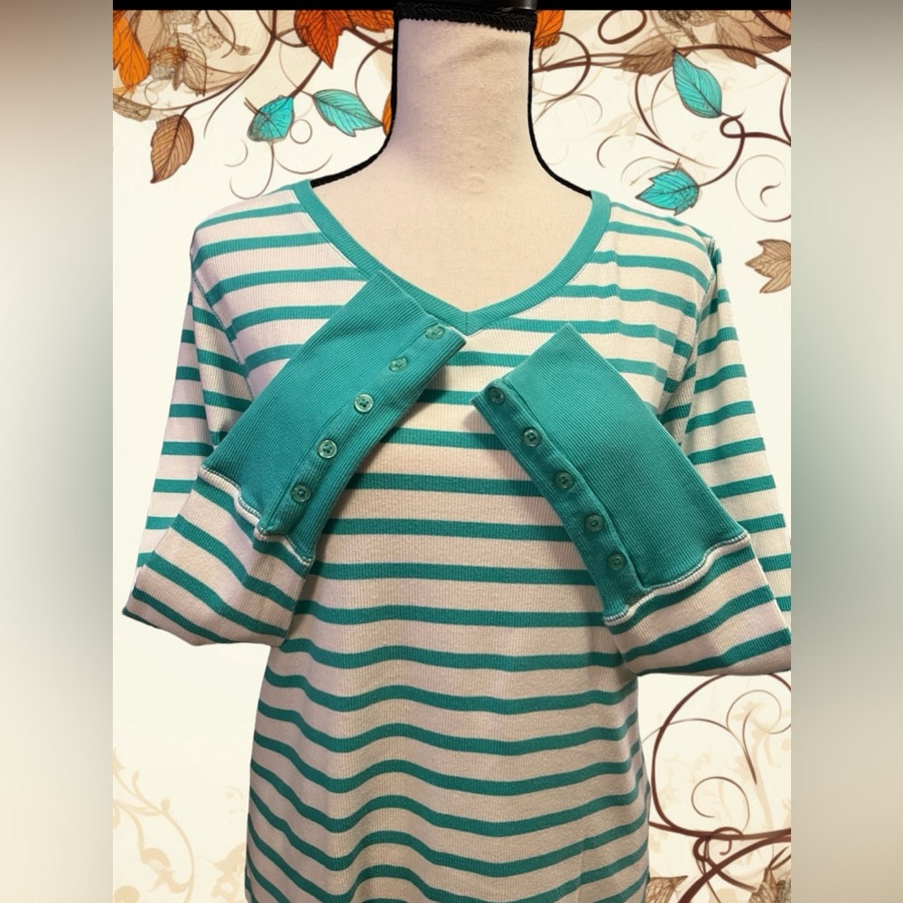 Crown & Ivy, Aqua & White, Waffle Weave, Pullover Women’s Size Petite Large